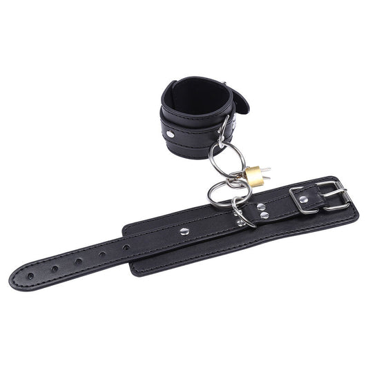 OHMAMA FETISH - RESTRICCIONES DE MUÑECA CON ANILLO TÓRICO