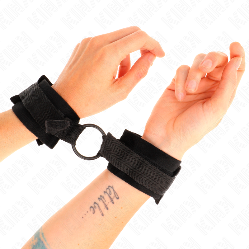 KINK - ESPOSAS DE PIEL PARA PRINCIPIANTES DE 25 CM CON ANILLA TÓRICA DE 4 CM, NEGRAS, AJUSTABLES DE 15 A 25 CM